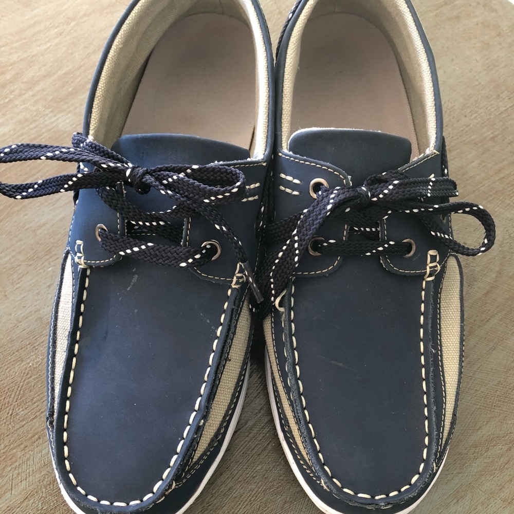 Men’s Gravity Defyer shoes size 10.5